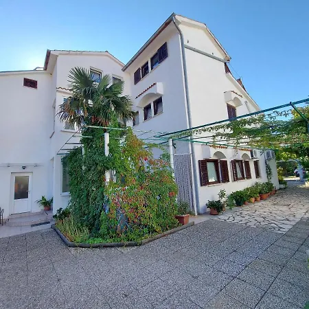 Apartament Fam Tomasic *