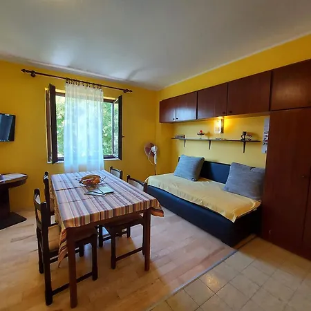 Fam Tomasic Appartement Baška