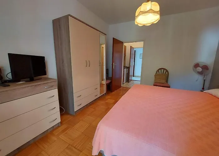 Fam Tomasic Appartement Baška