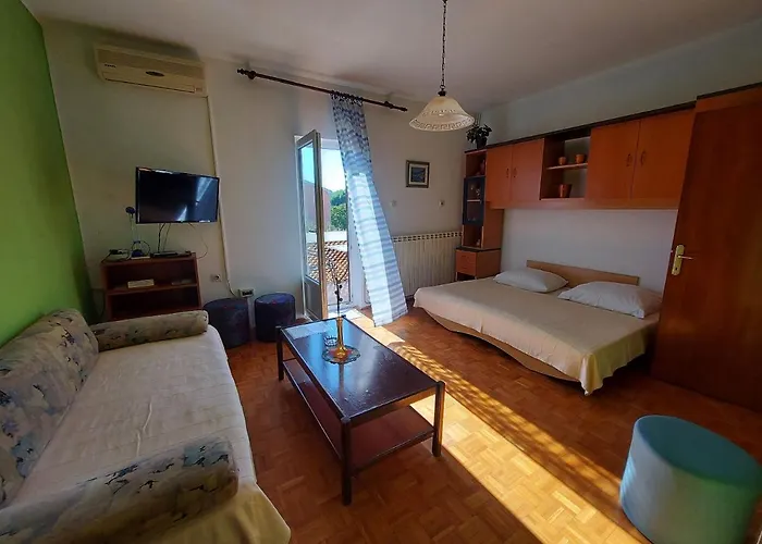 Fam Tomasic * Baška