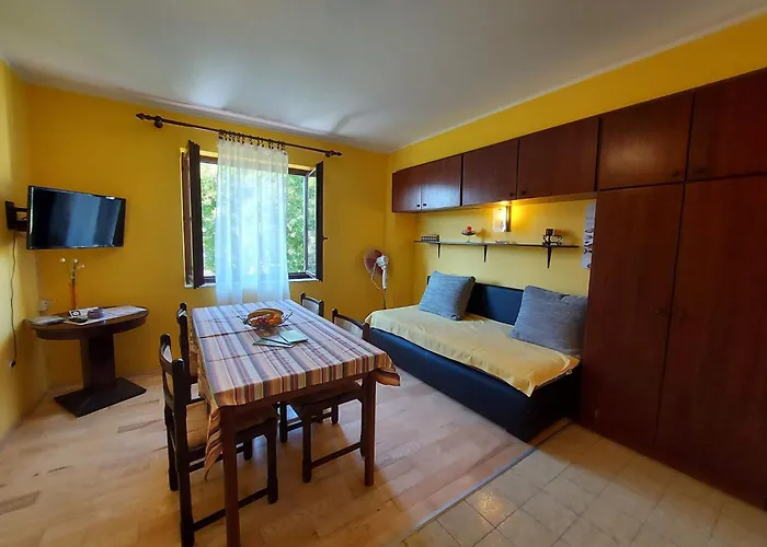 Fam Tomasic Appartement Baška