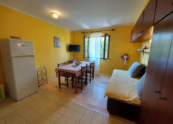 Fam Tomasic * Baška