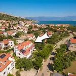 Fam Tomasic Апартаменты *