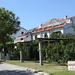Fam Tomasic Апартаменты Башка