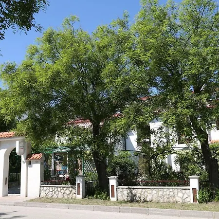 Fam Tomasic Baška