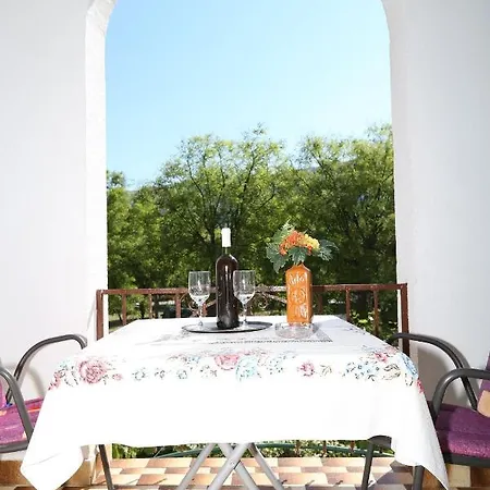 Apartman Fam Tomasic Baška