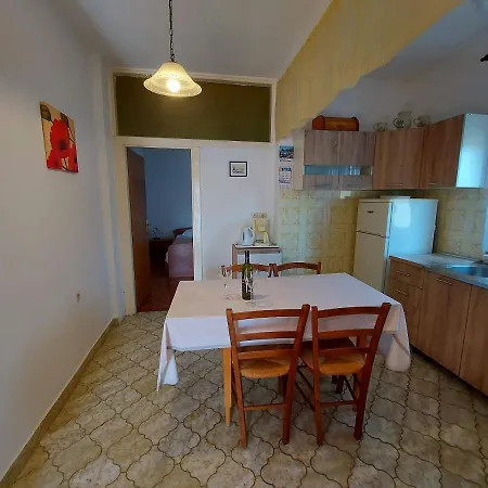 Fam Tomasic * Baška