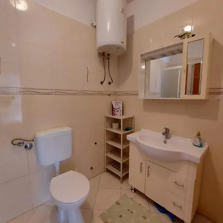 Apartman Fam Tomasic *
