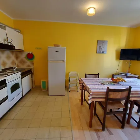 Διαμέρισμα Fam Tomasic Baška